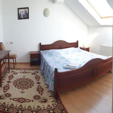 Motel Balcost Piatra Neamţ Exteriör bild