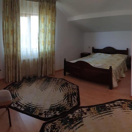 Motel Balcost Piatra Neamţ Exteriör bild