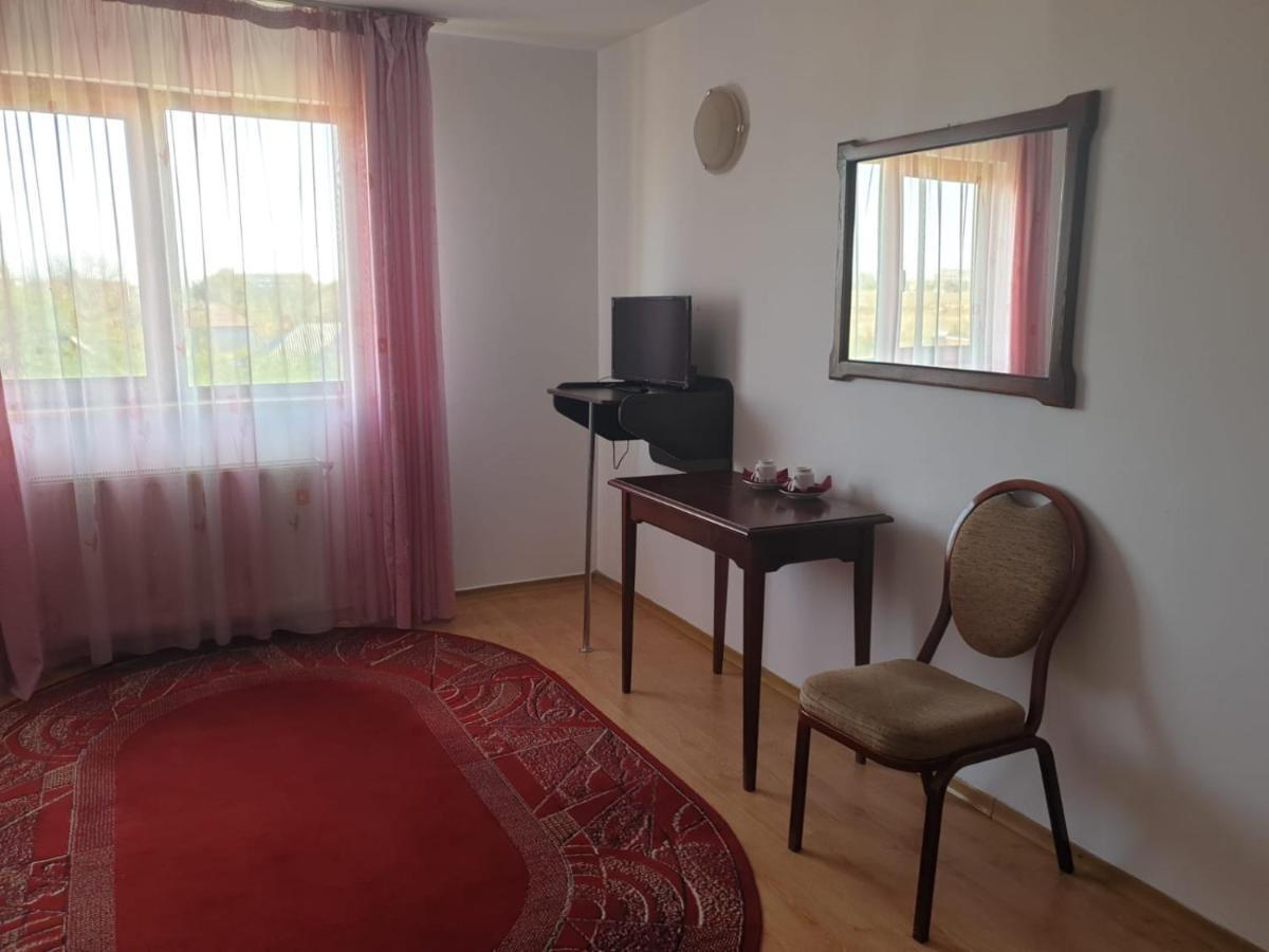 Motel Balcost Piatra Neamţ Exteriör bild