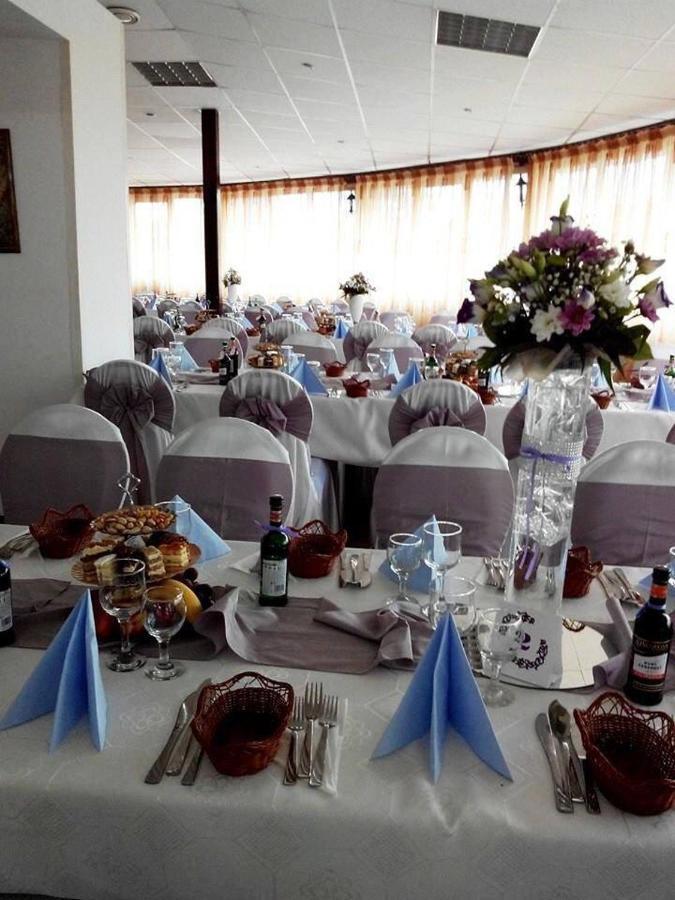 Motel Balcost Piatra Neamţ Exteriör bild